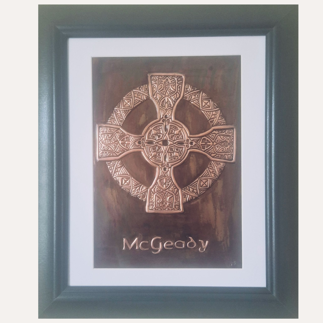 Celebrate heritage with this handcrafted copper plaque featuring an intricate Celtic design and personalised family name. Expertly finished and beautifully framed — a timeless piece of Irish artistry for any home.