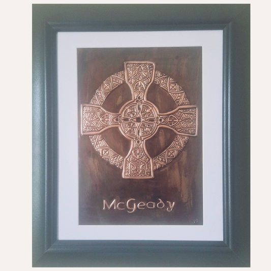 Celebrate heritage with this handcrafted copper plaque featuring an intricate Celtic design and personalised family name. Expertly finished and beautifully framed — a timeless piece of Irish artistry for any home.